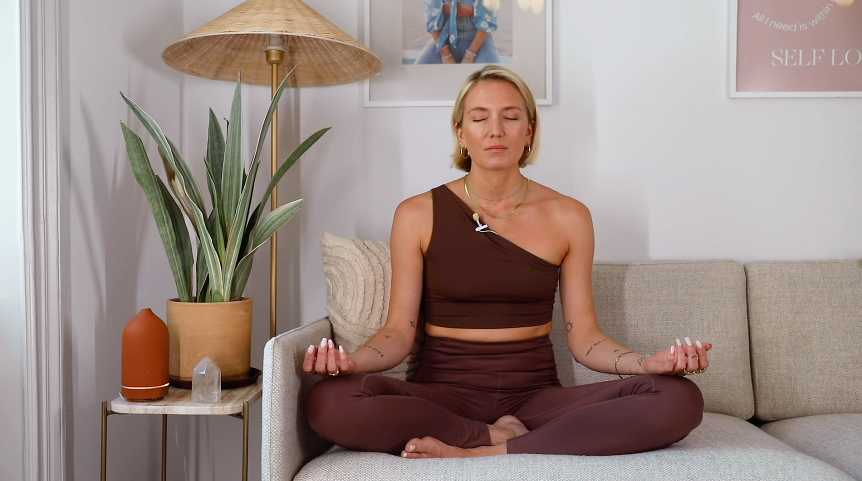 10 min - Fullmåne meditation – Josefin Dahlberg