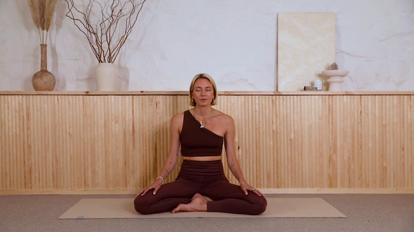 8 min - I Love My Body Meditation